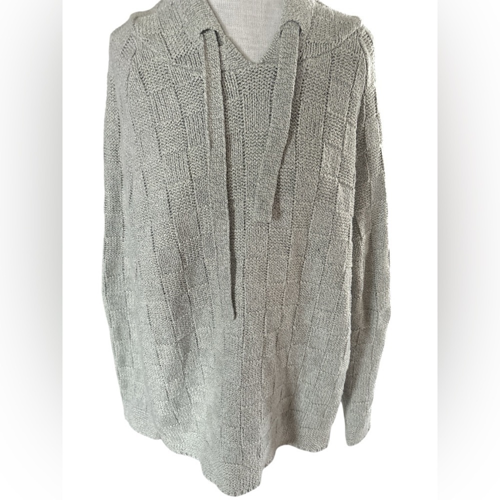 Evolution By Cyrus Phillipa Basket Weave Hooded Pull Over Sweater